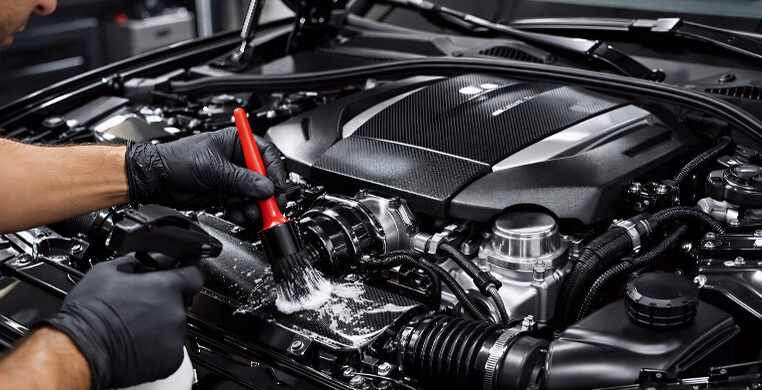 service-engine-detailing